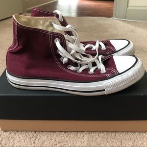 Converse High Tops - Burgundy